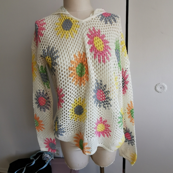 CHARLIE B Sweaters - Women’s Crochet Hoodie Sweater with Multicolor Sunburst Motif